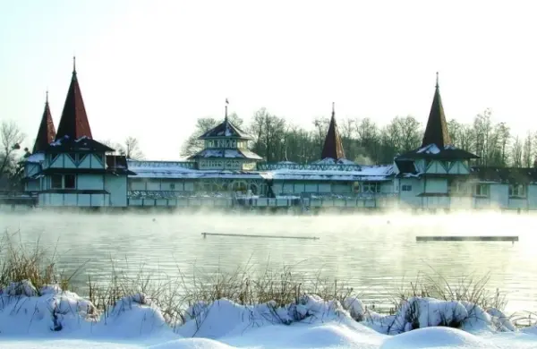Winter am „heißen“ Thermalsee - Európafit Specials für die kalte Jahreszeit