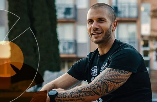 Kövesi Gábor személyi edző portréja
