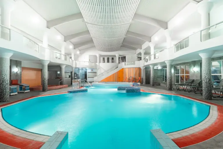 Hotel Európa Fit****superior, Hévíz – medencék