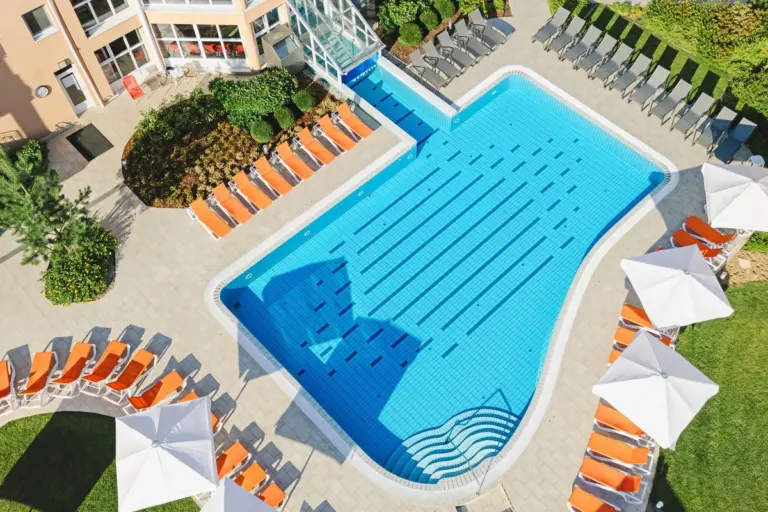 Hotel Európa Fit****superior, Hévíz – medencék
