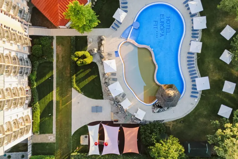Hotel Európa Fit****superior, Hévíz – medencék