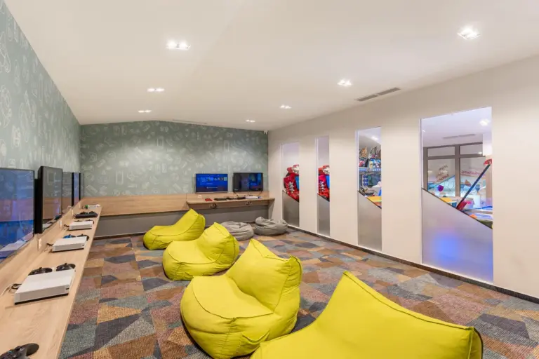Hotel Európa Fit****superior, Hévíz – Roomli játszóbirodalom