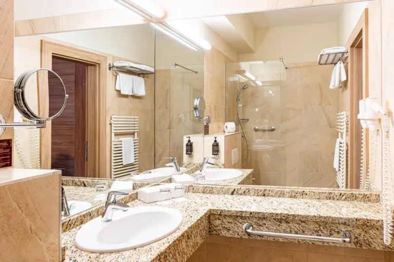 Hotel Európa Fit****superior, Hévíz – szobák és lakosztályok